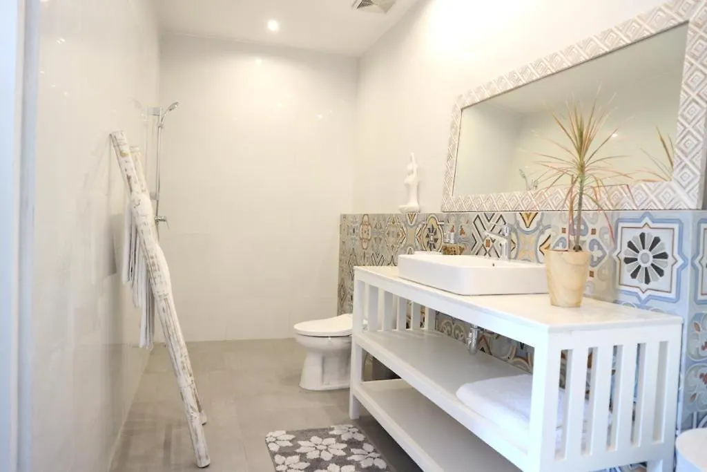3Bedroom Private Pool Villa At Kubu Ramah Seminyak 0*,  Indonesien