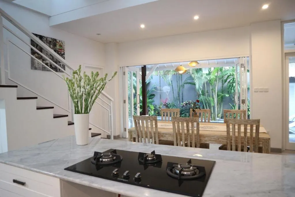 3Bedroom Private Pool Villa At Kubu Ramah Seminyak